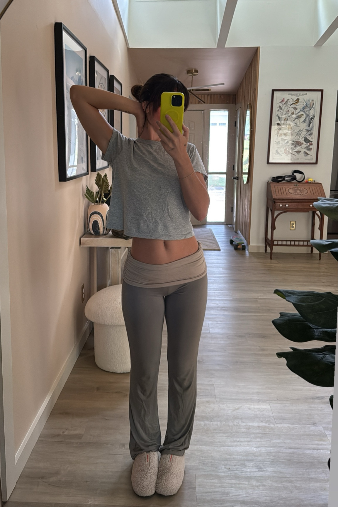 I ❤️❤️❤️ a cozy fit
(pants are iamgia jannis fold-over pants, but they’re old :/ I linked some others for you) 

#LTKStyleTip