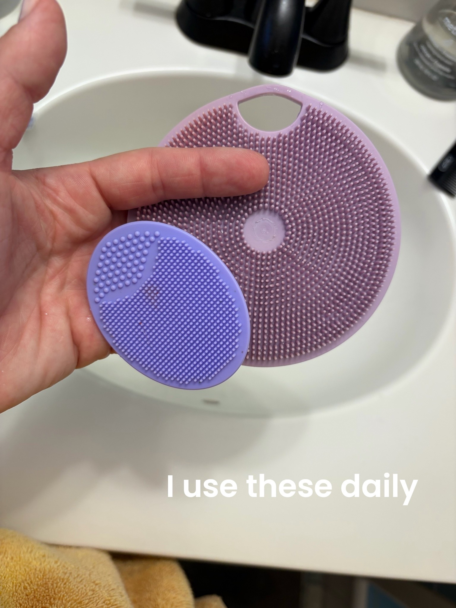 Skincare - I love these scrubbers and use them on the daily.  They’re very price friendly and I like how they feel on my skin. 


#skincare #exfoliating #facescrubber #bodyscrubber #under10 #boieusa #LTKvlog #LTKstorytime #LTKBeauty #LTKmomlife #LTKdayinmylife @Target 
#LTKselfcare #LTKU #LTKOver40