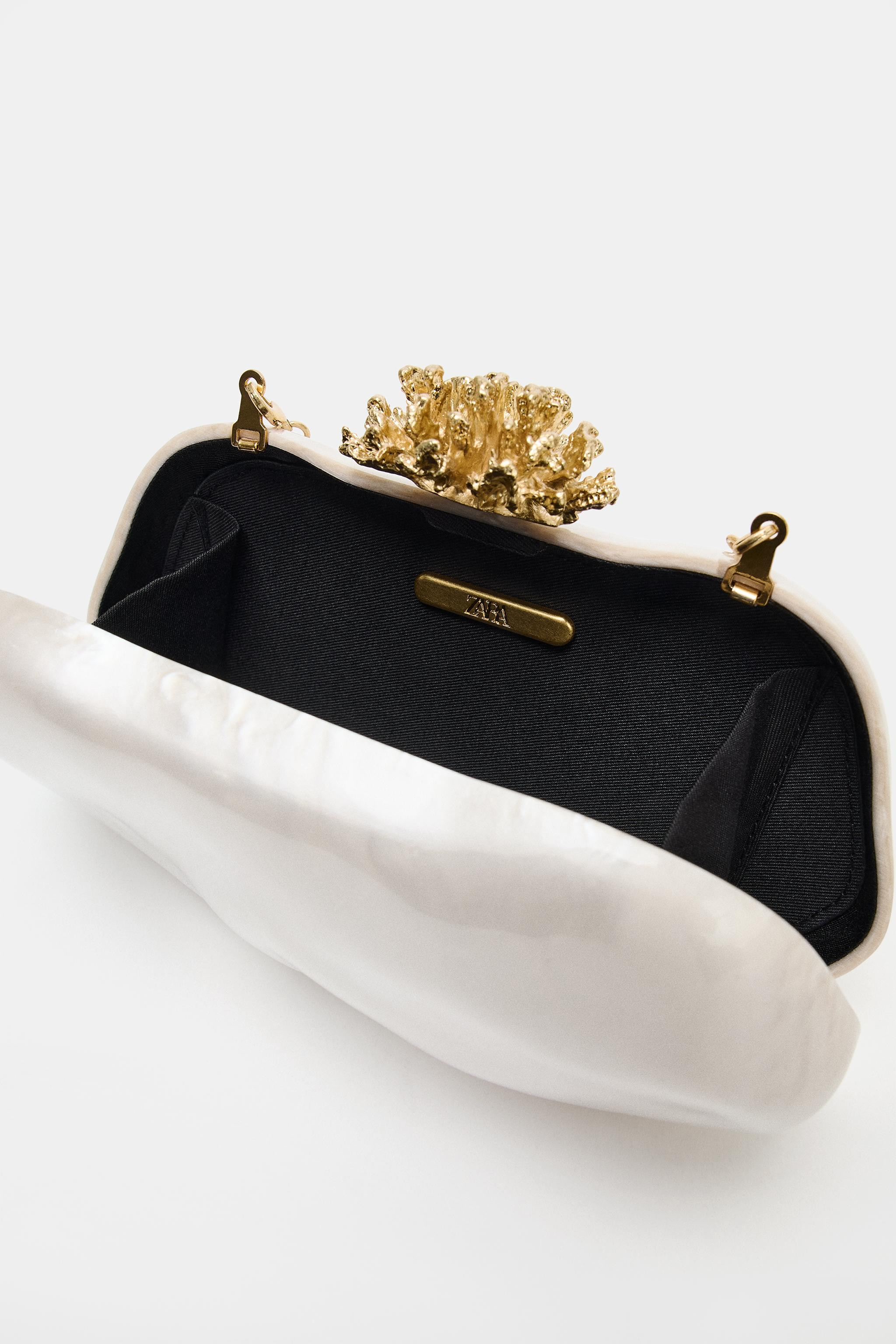 METALLIC DETAIL CLUTCH | Zara US