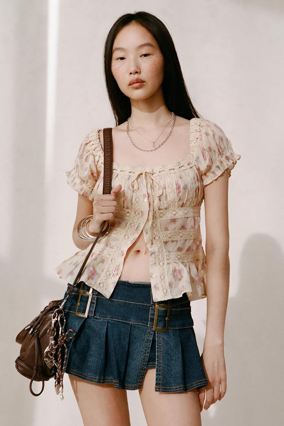 Kimchi Blue Nora Lace Trim Puff Sleeve Button-Up Blouse | Urban Outfitters (US and RoW)