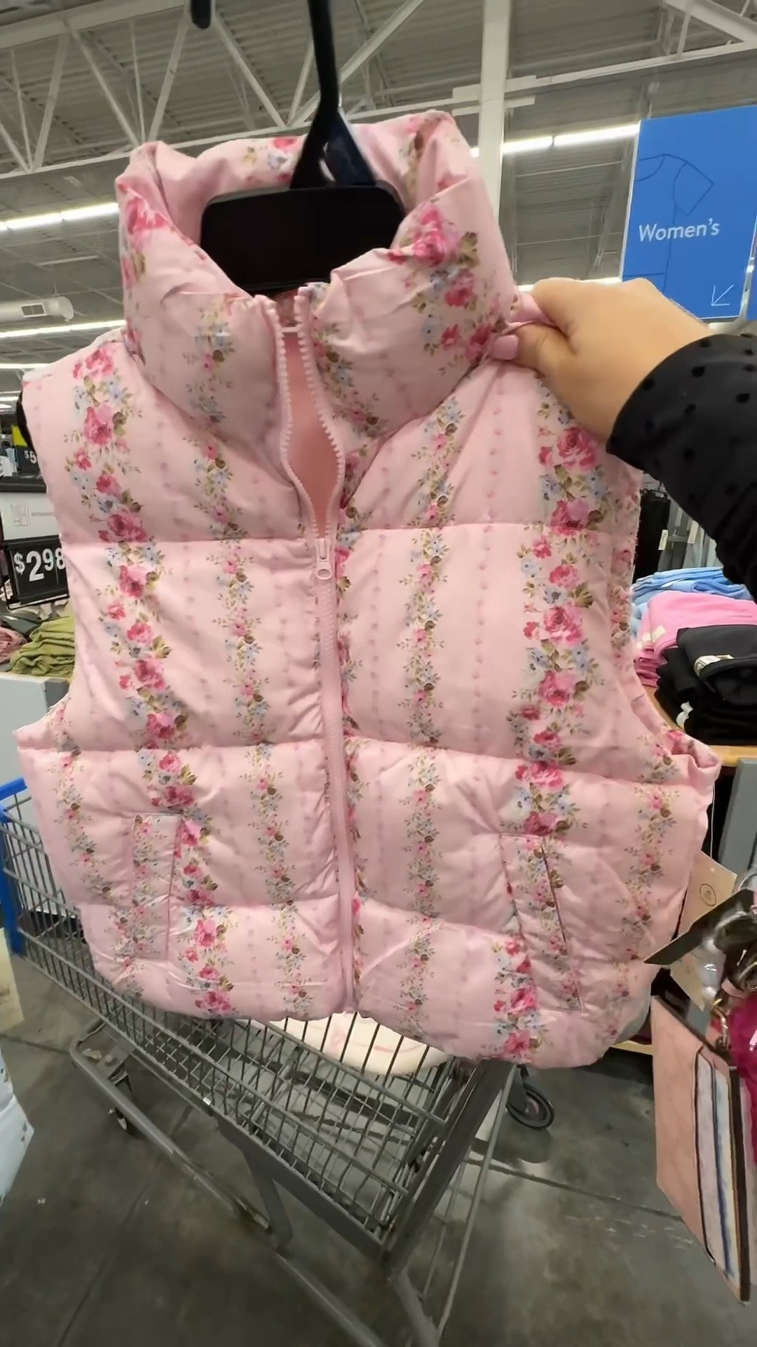 Walmart has been popping off!!! 

#LTKActive #LTKFindsUnder50 #LTKSeasonal