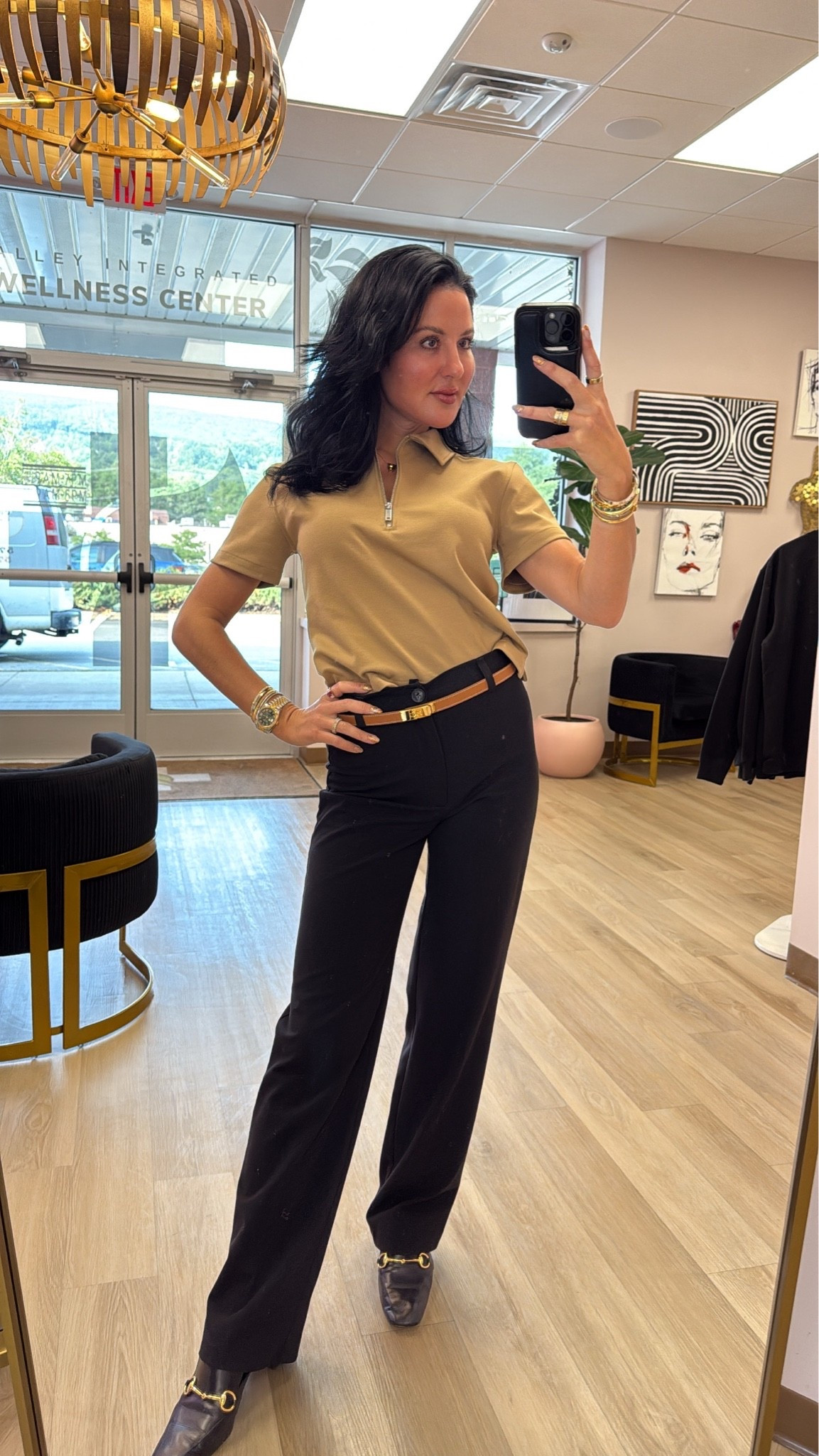 ♥️🖤♥️

#LTKWorkwear #LTKdayinmylife #LTKgrwm