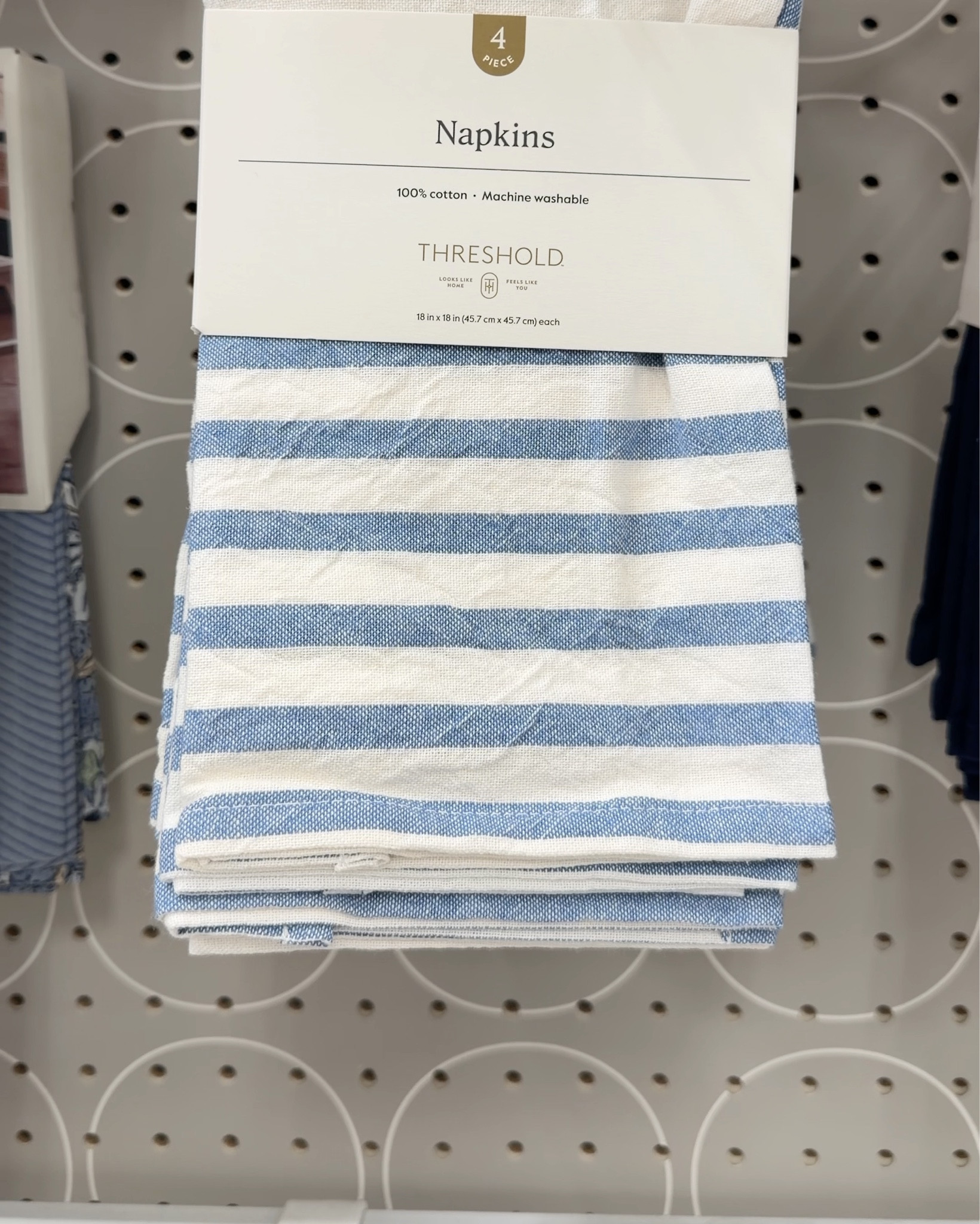 Blue and white stripes are a coastal classic for a reason 🌊 These striped linen napkins and table runner from Target are the easiest way to pull a whole coastal tablescape together — they’re crisp, they’re timeless, and they go with absolutely everything. Whether you’re setting up for a dinner party or a casual summer lunch, these are the finishing touches that make it all feel intentional. @Target 



#LTKHome #LTKSaleAlert #LTKU