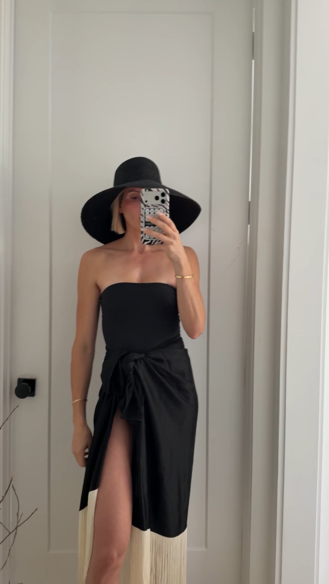 I forgot the best part of this outfit! This sarong. So luxe looking ￼

#LTKTravel #LTKSwim #LTKootd