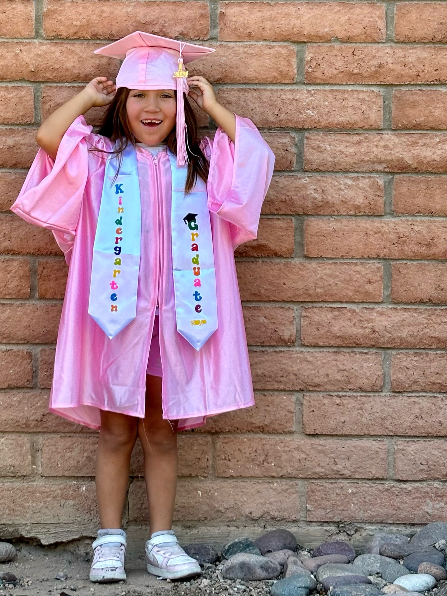 It’s not too late to get your pink (or blue) kinder cap + gown! 👩‍🎓 you won’t want to miss having these pictures 🥹

#LTKFindsUnder50 #LTKFamily #LTKKids