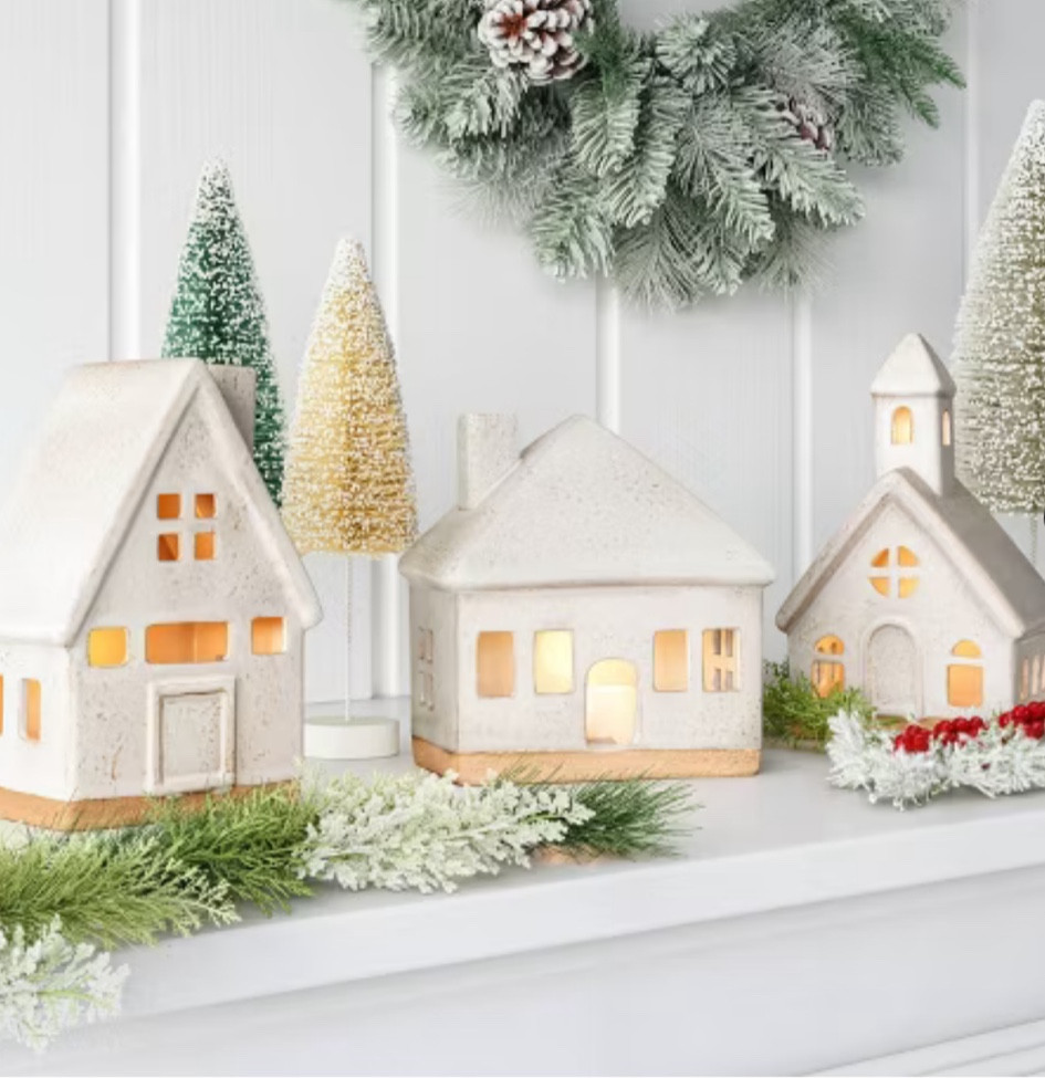 Christmas decorations 🎄

#LTKHome #LTKHoliday #LTKSeasonal