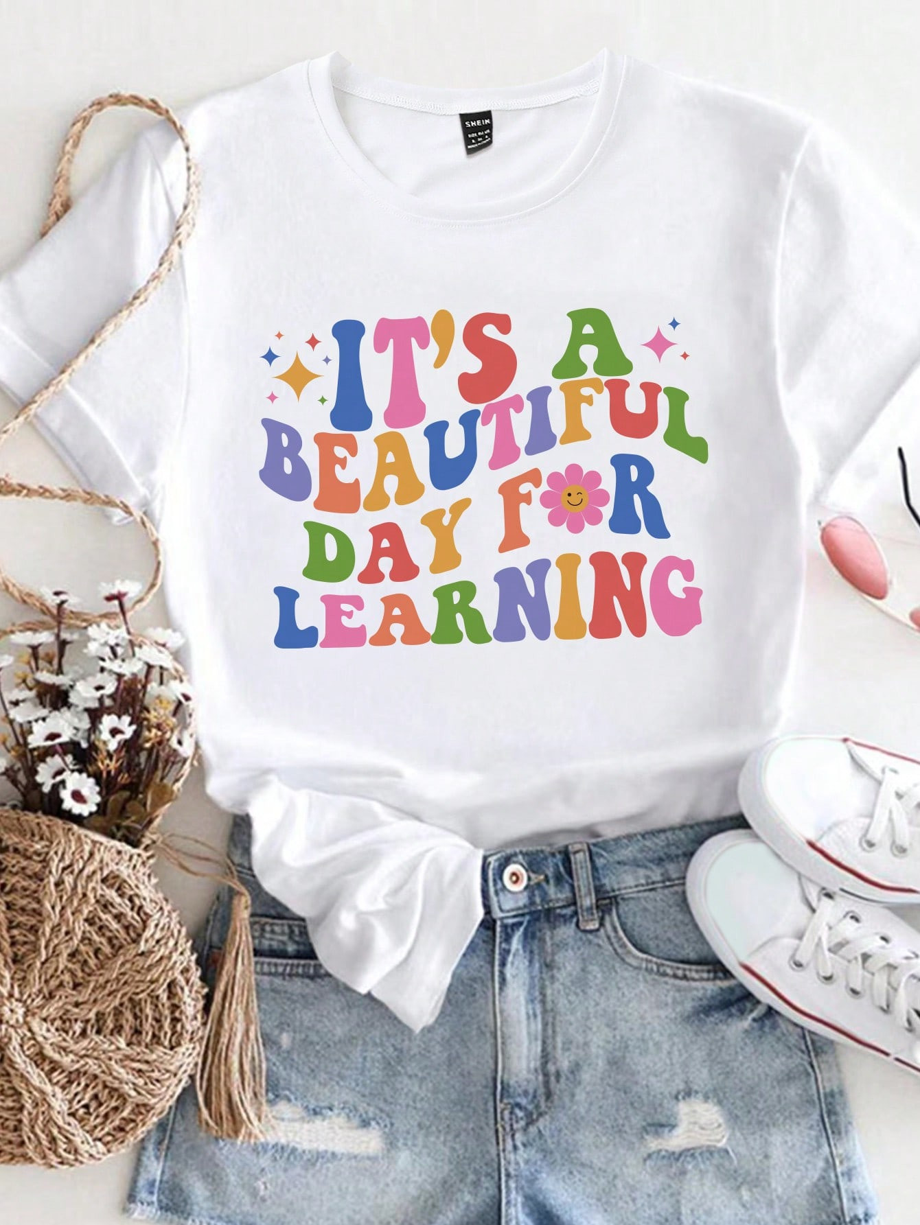 1pc Women's Fashionable Colorful Letter & Flower Printed Round Neck Short Sleeve T-Shirt IT'S A B... | SHEIN