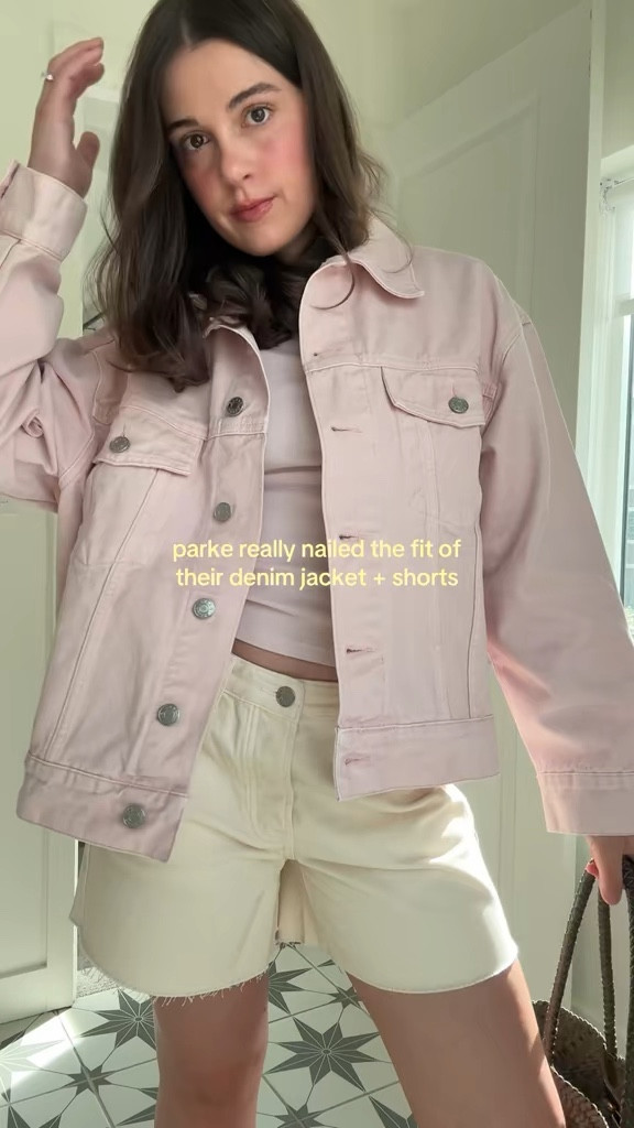 Parke denim! Wearing a s/m jacket and 26 shorts! Both tts 🐷🩰⭐️