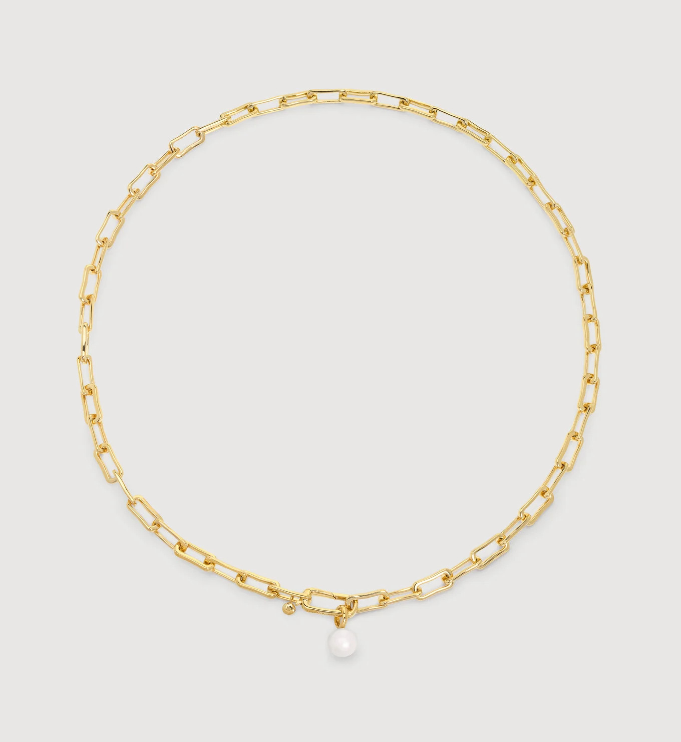 Alta Round Pearl Mini Chain Necklace | Monica Vinader (US)
