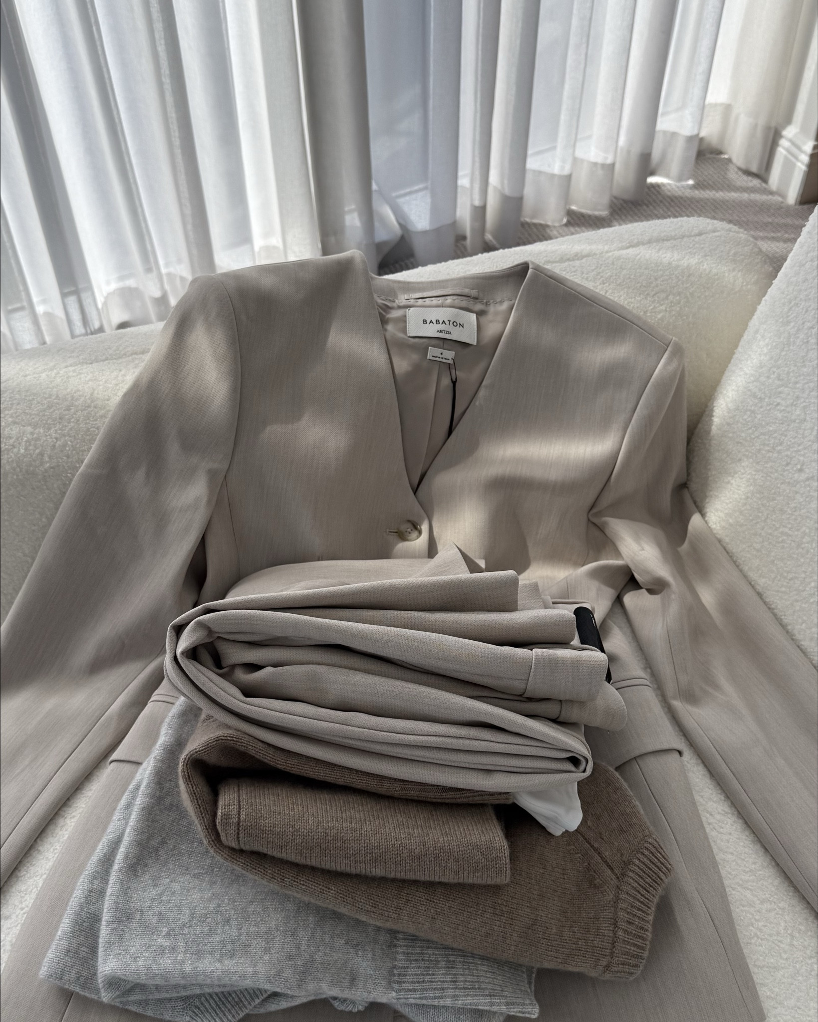 My Aritzia fall favorites. Beige season and cashmere. Wearing a size 4 in the blazer, size 2 in the matching beige pants, size S in the cardigan (size up for a more chic oversized modern look), size S in the sleeveless turtle neck cashmere top (oversized), size M in the spagetti straps top with built in support and size 2 in the perfect white crepette pants. 

#LTKSeasonal #LTKWorkwear #LTKStyleTip