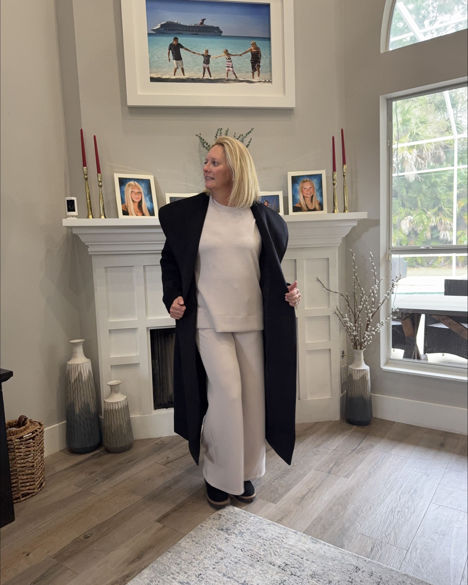 My ultimate Travel Day look✨

The perfect winter outfit for women doing anything really…but I love to travel in it! The two pieces set is marshmallow soft and so comfortable to wear and elevated enough to hit the ground running when you make it to your destination. Add the stunning coat for a great winter look! 

Matching set has many colors on sale and multiple styles too!

#LTKOver40 #LTKTravel #LTKActive