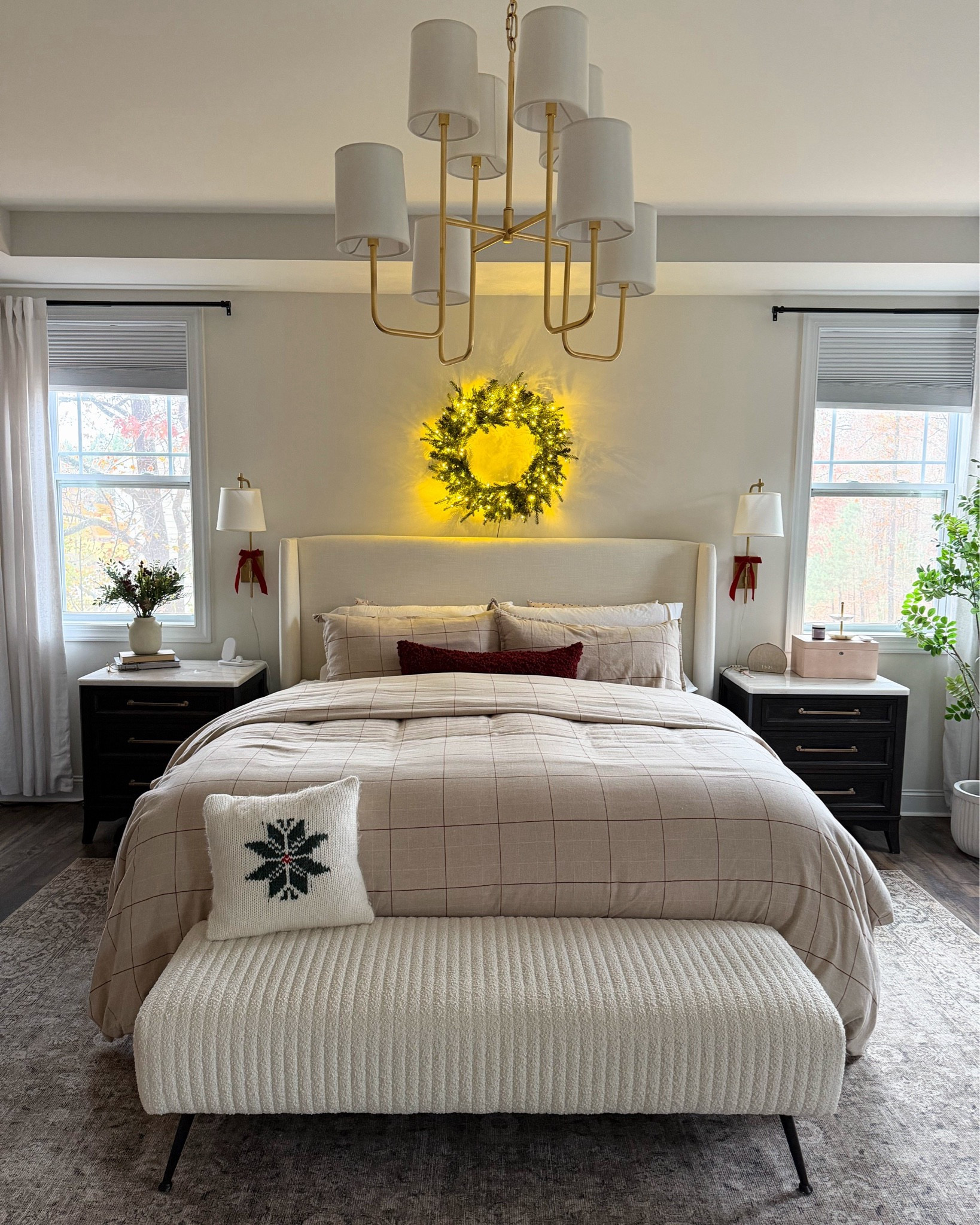  
Holiday Bedroom Decor 
 

#LTKHoliday #LTKHome #LTKSeasonal