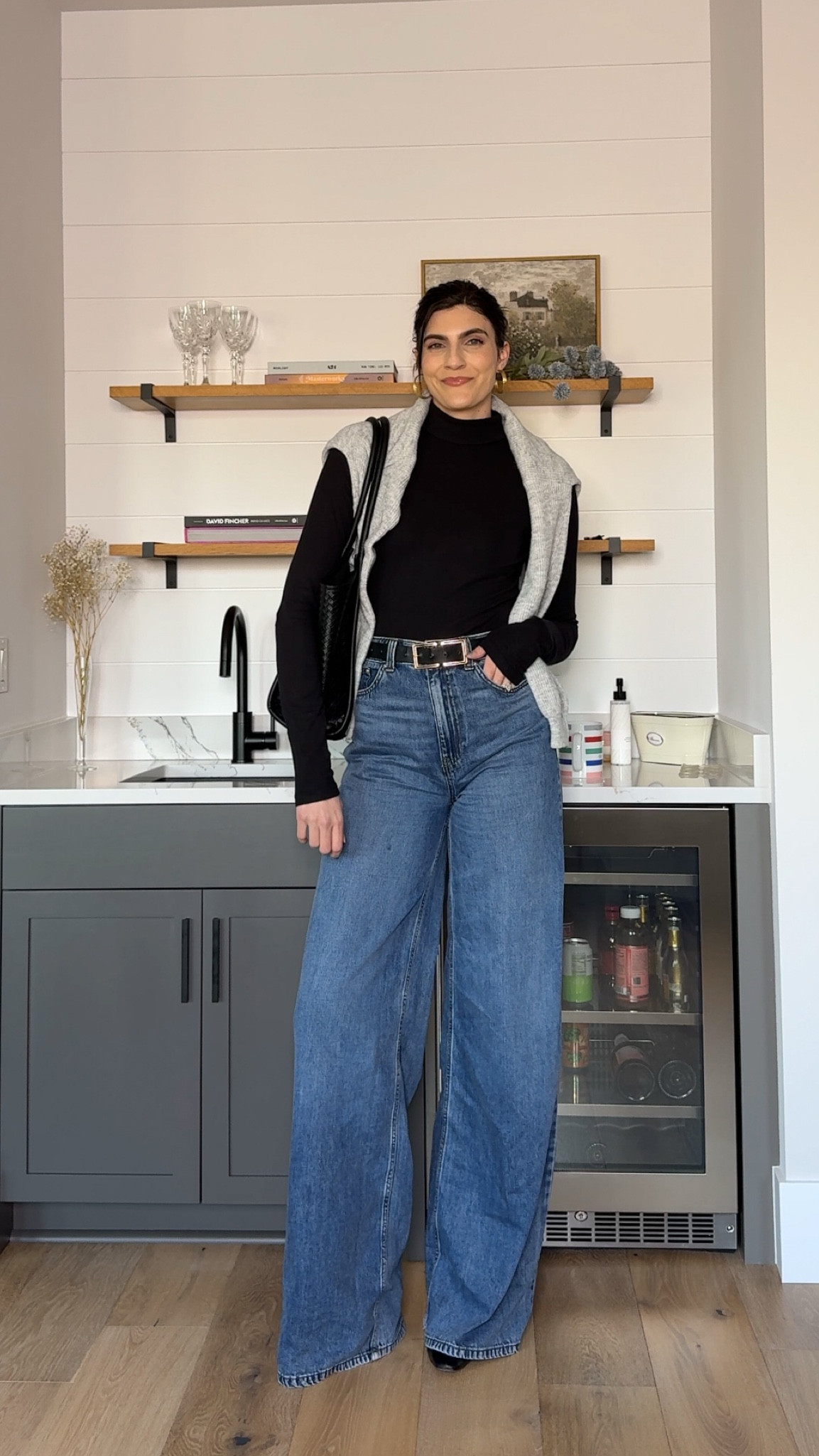 Wide leg jeans that come in tall (36” and 38” inseams), petite, regular, and curvy sizes 🙌🏻 

Linked a variety below! 

#LTKFindsUnder100 #LTKStyleTip