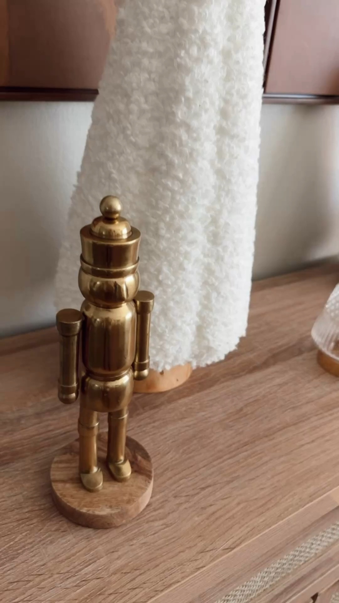 Aesthetic Christmas Decor

#neutralstyle #beige #aestheticliving #aesthetic #holidaydecor #targetstyle

#LTKHoliday #LTKStyleTip #LTKHome