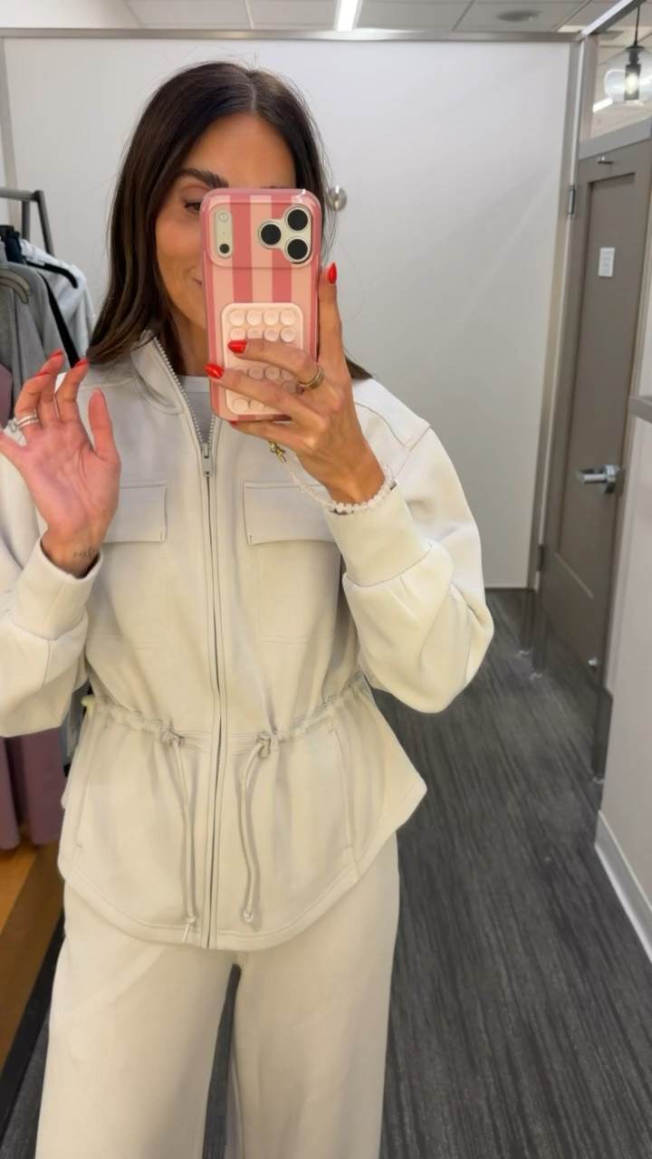 Nordstrom Anniversary Sale, nsale. I'm wearing size XS in jacket snd S in pants.

#LTKSaleAlert #LTKootd