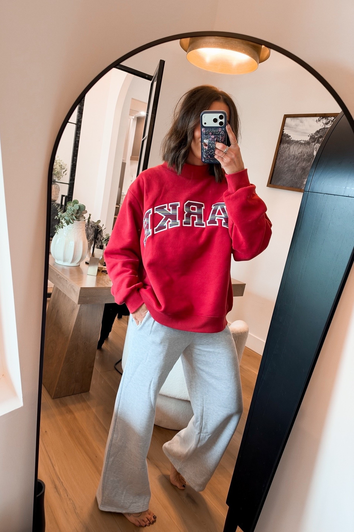 Parke sweatshirts- L/XL
Sweatpants-small

#LTKootd #LTKTall #LTKSaleAlert