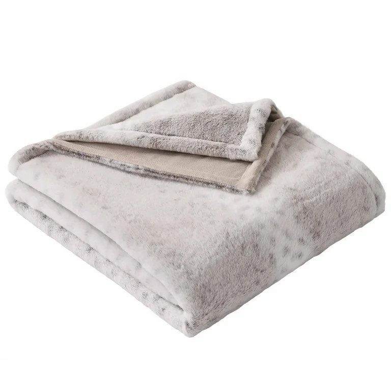Better Homes & Gardens Snow Leopard Faux Fur Throw, 50"x72" | Walmart (US)