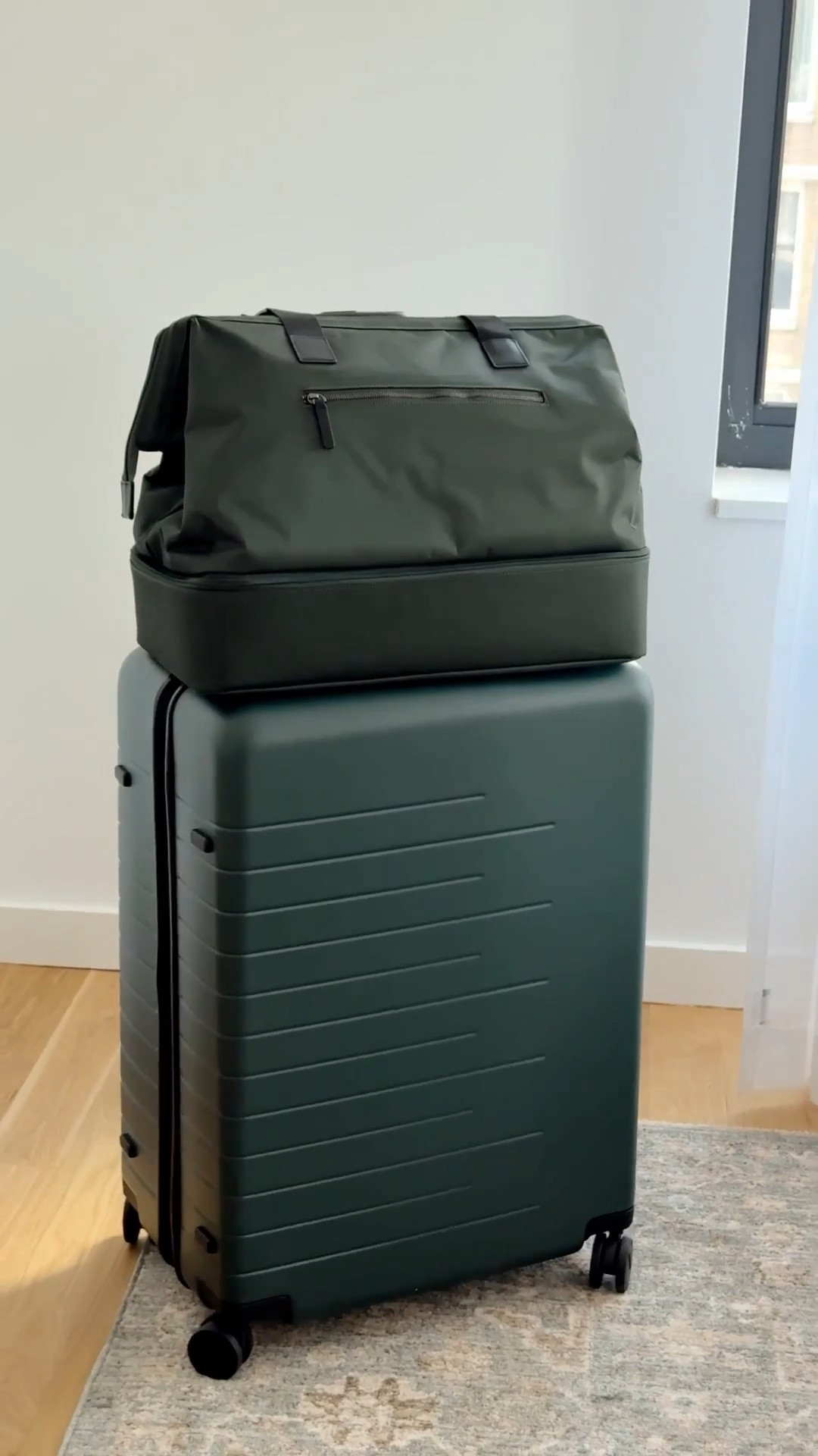 The perfect weekender bag and large expandable suitcase from @Quince in Dark Green #QuincePartner