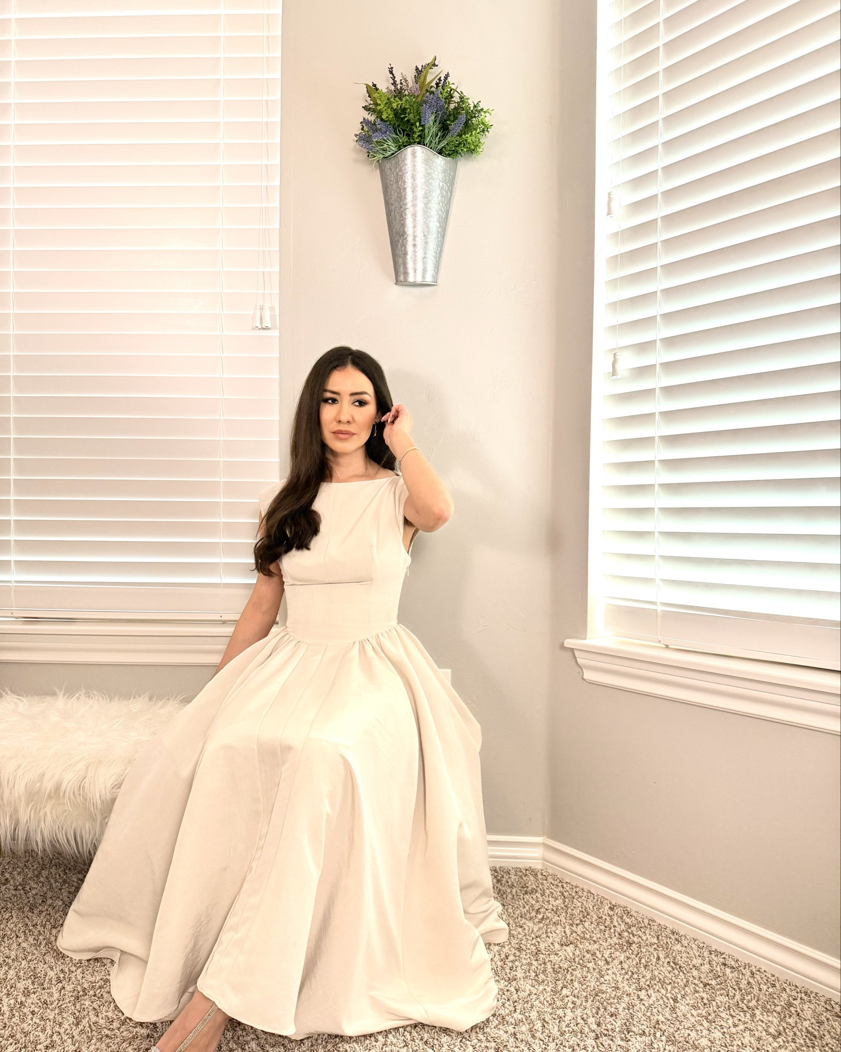 House and of CB open back midi dress

#LTKU #LTKStyleTip