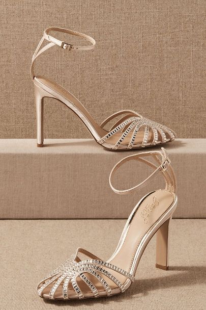 Jewel by Badgley Mischka Ellaine Heels



$109.00





Or 4 interest-free installments of $27.25 ... | BHLDN