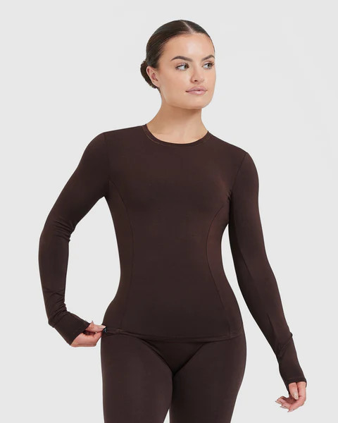 Mellow™ Soft Long Sleeve Top 
 70% Cocoa | Oner Active (UK / US)
