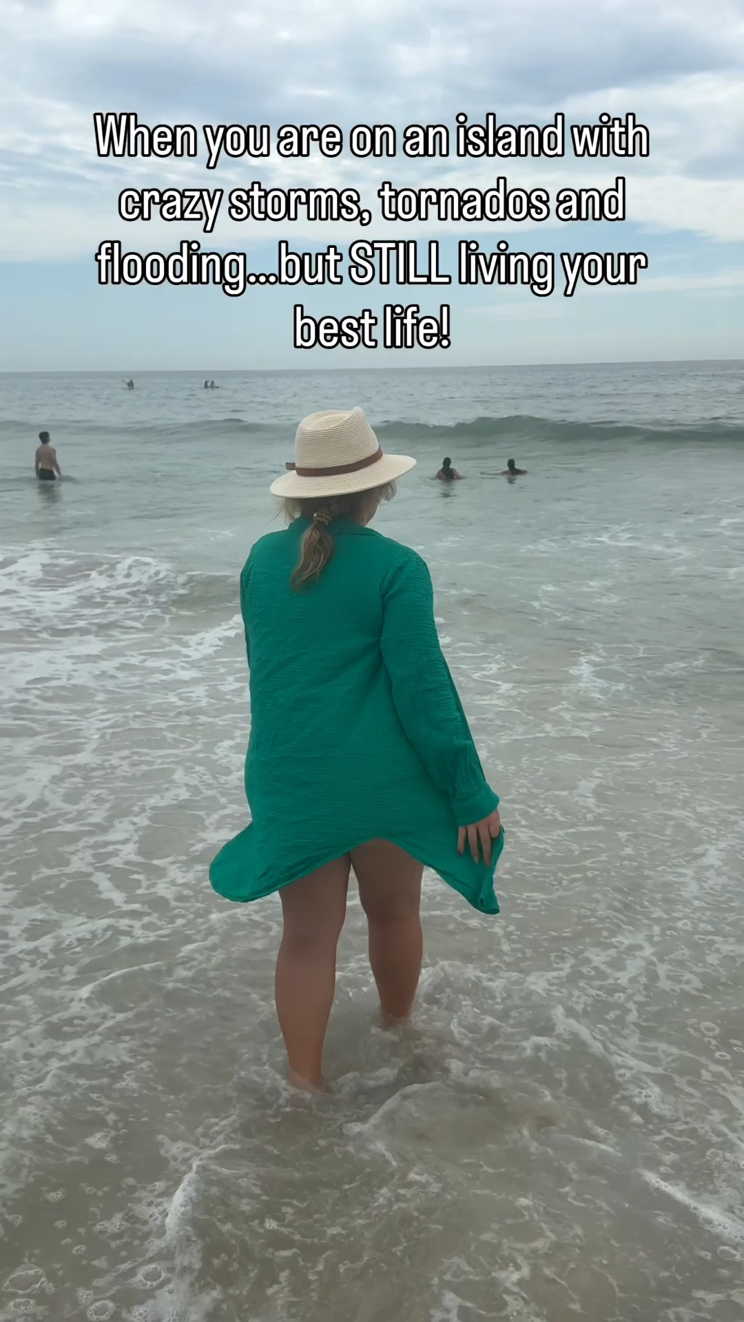 Nothing fazes us as long as we still have coffee and can go to the beach when the storms are over😅😅😅

#fireisland #newyork #summerstorms

#LTKPetite #LTKTravel #LTKActive