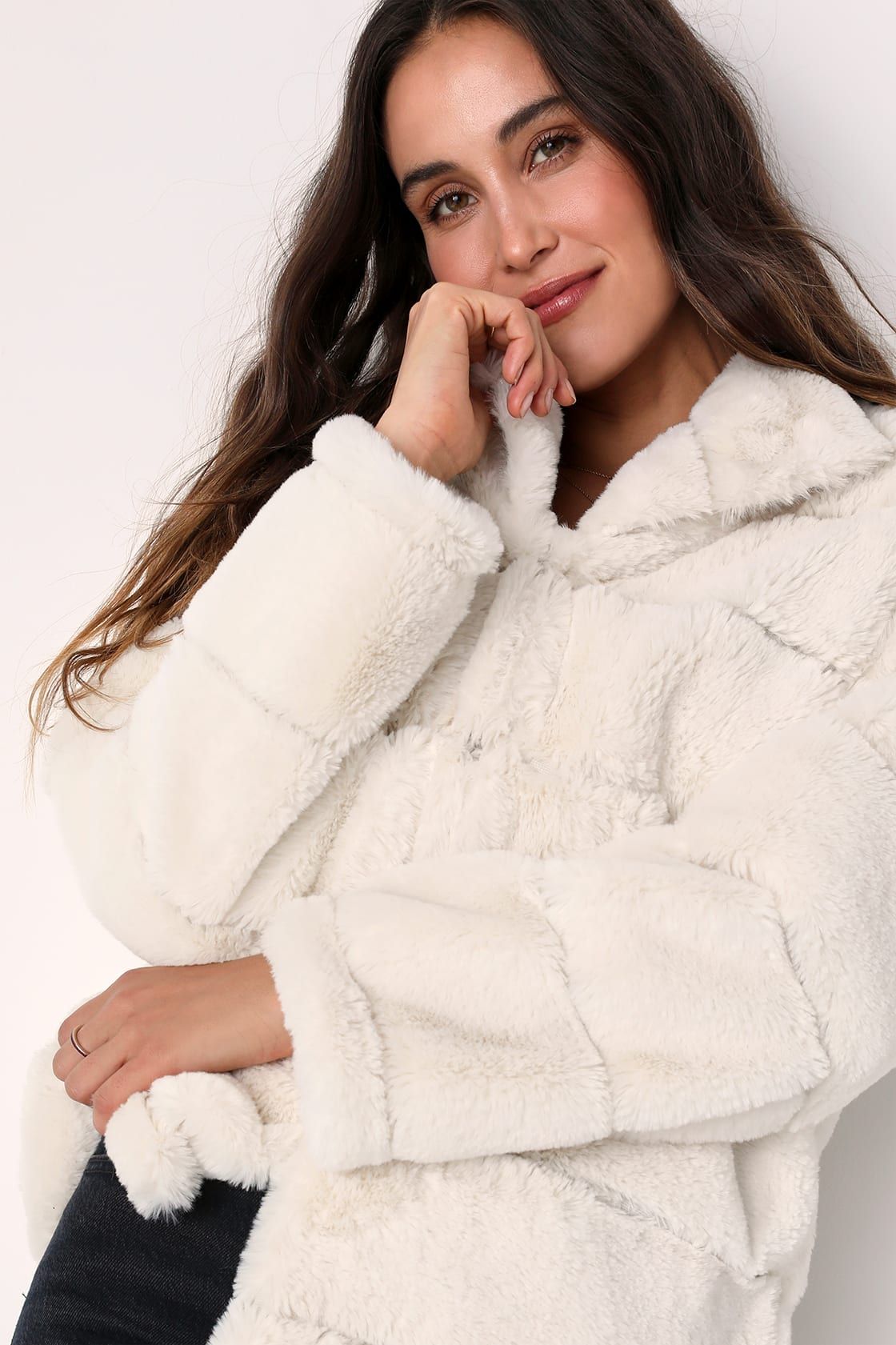 Cozy Queen White Faux Fur Coat | Lulus (US)