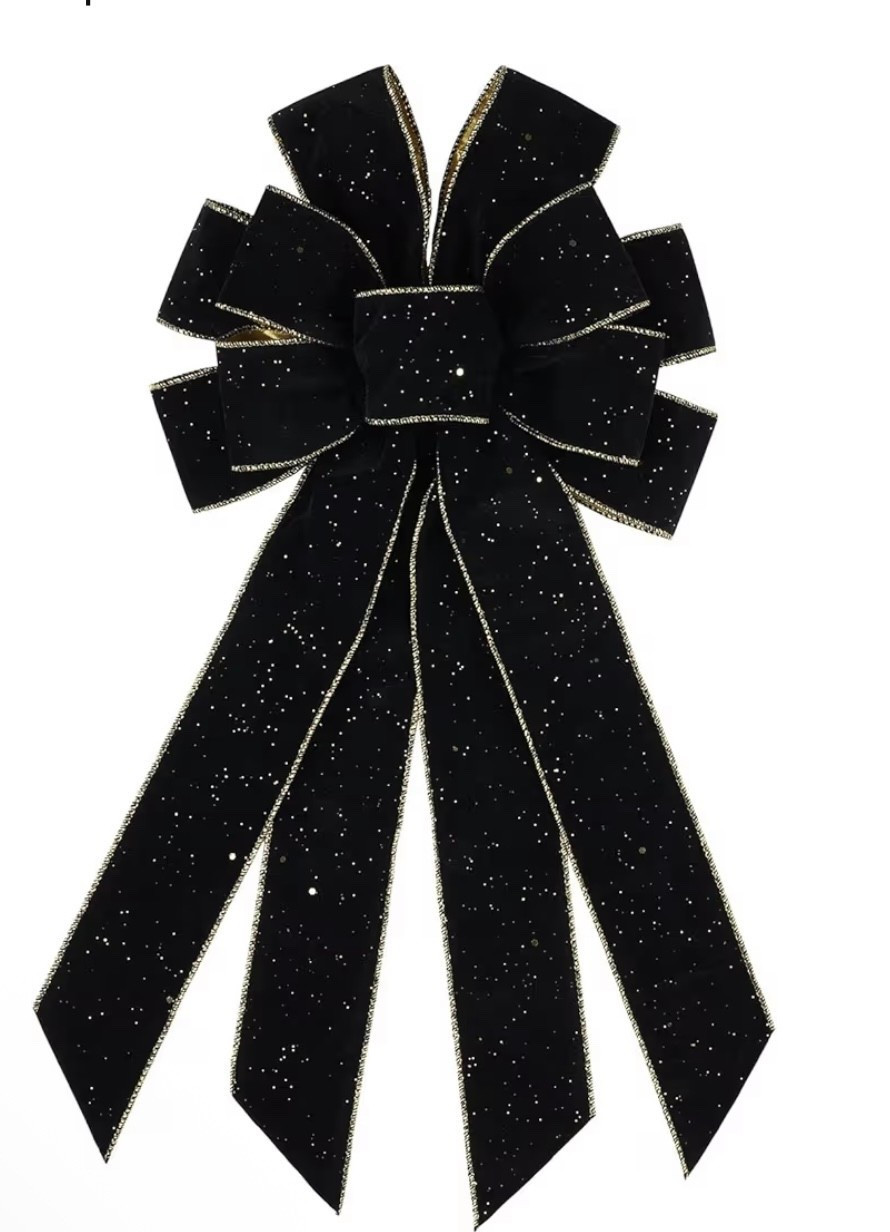 Beautiful black elegant Christmas 🎄🖤

#LTKSeasonal #LTKHome #LTKHoliday