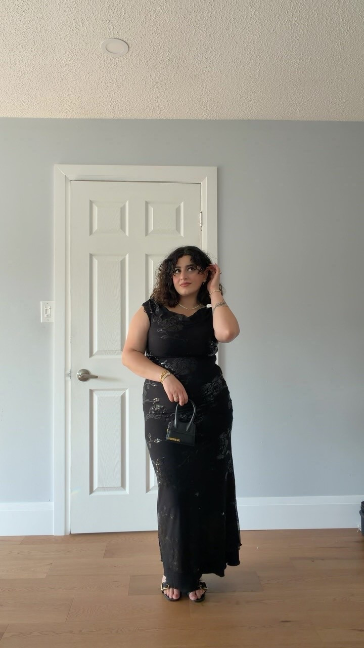 a moment for the wedding guest dress 🖤

#weddingguestdress #weddingguestoutfit #ootninspo #weddingguestinspo #weddinggueststyle

#LTKsummer #LTKwedding #LTKmidsize