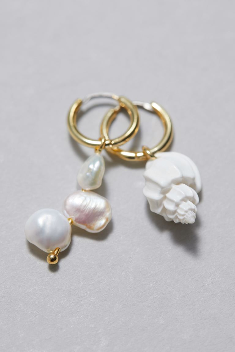 Seashell Hoop Earrings | H&M (UK, MY, IN, SG, PH, TW, HK)