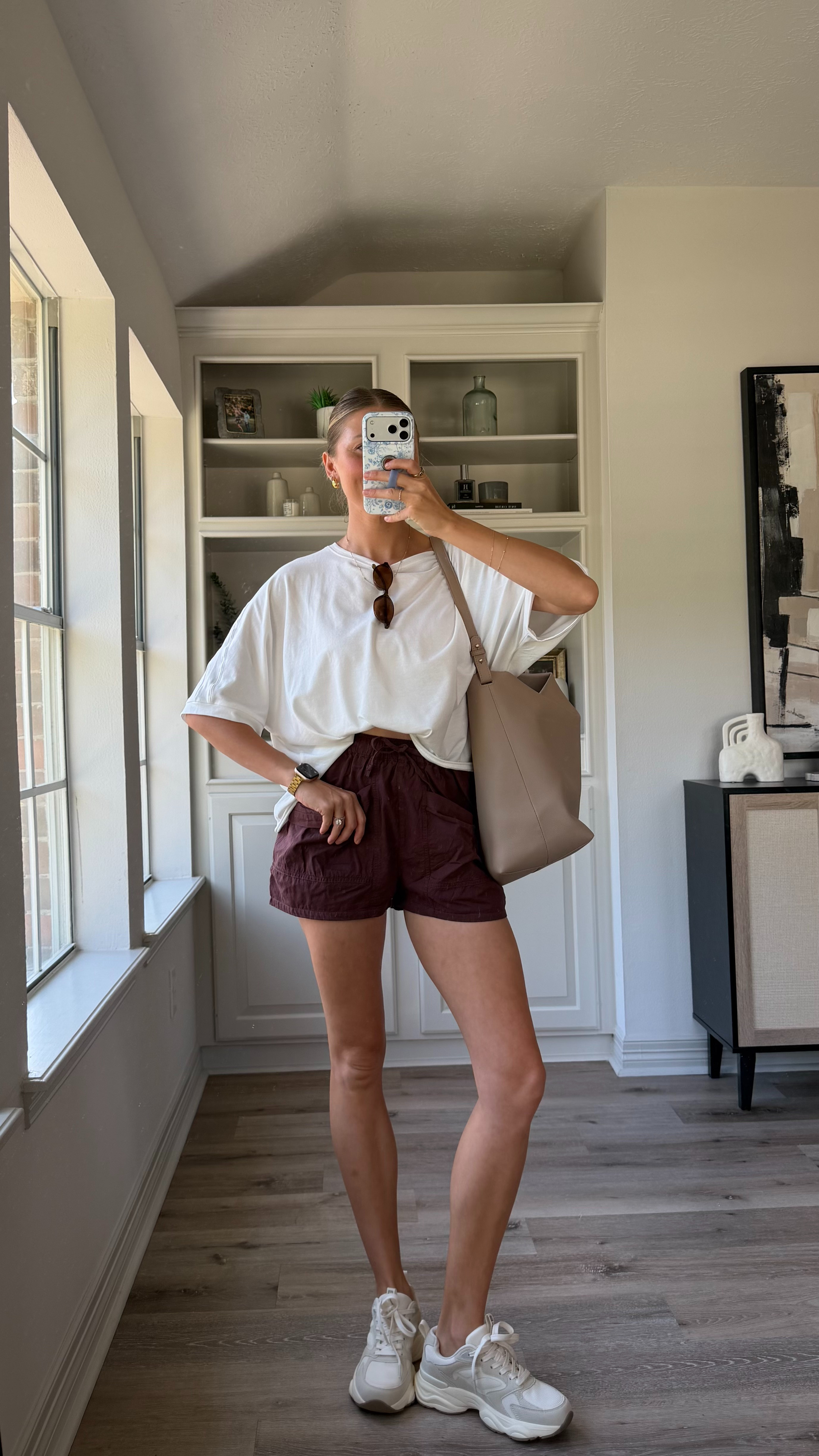 Comfy casual mom ootd | S in everything!  

 #LTKootd #LTKmomlife