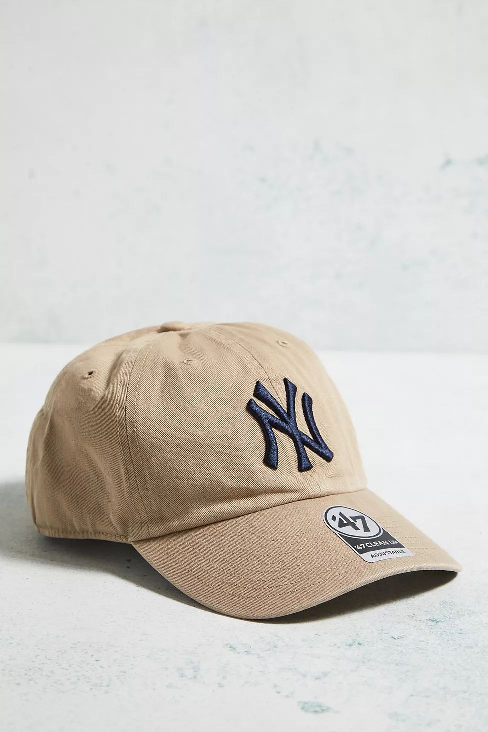 '47 Brand NY Yankees Beige Baseball Cap | Urban Outfitters (EU)