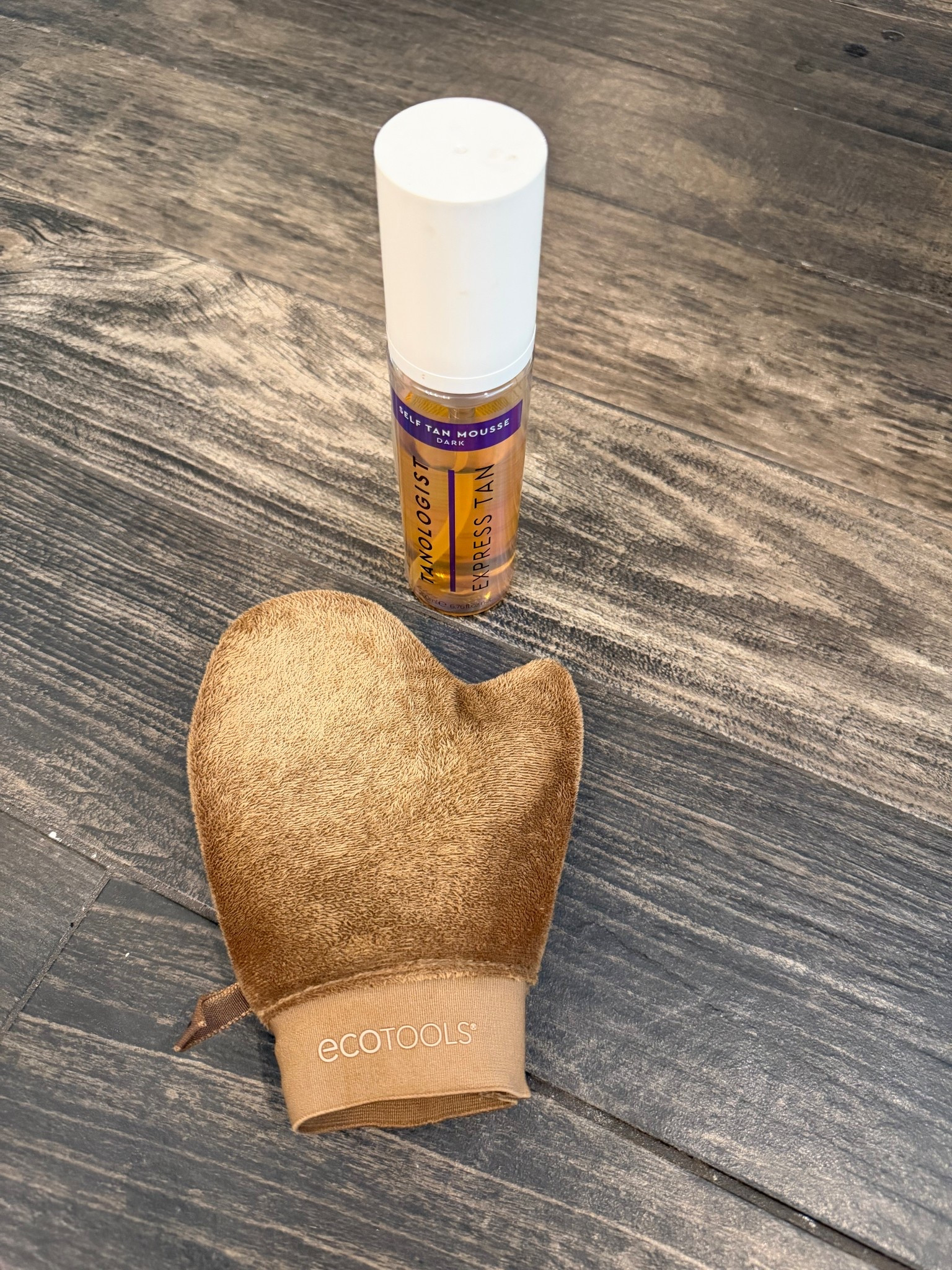 My “favorite thing” I gave for the Galentines party! This self tanner is my favorite and it’s less then 20$ and I bought my favorite little mitt to use to apply the mousse! ALL FROM TARGET! (I did get the ladies the medium tan because not everyone likes dark…but this girl does!😉) It’s streak free and it looks natural! Perfectly sun-kissed! ☀️✨ 

#LTKselfcare #LTKBeauty #LTKgrwm