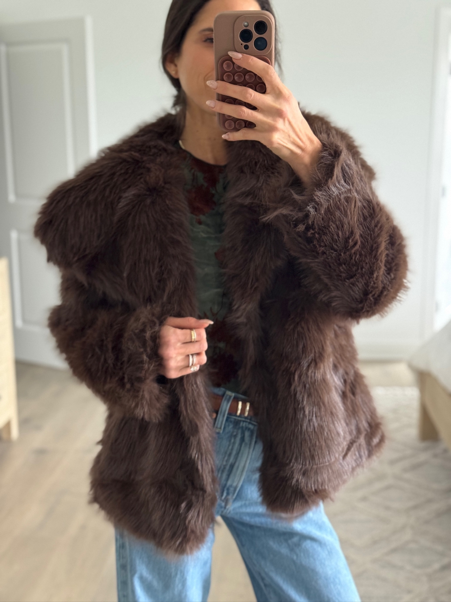 Oversized faux fur jacket with a soft, cozy feel and relaxed fit. The perfect statement layer for fall and winter, instantly elevating a simple top and jeans. Warm without feeling bulky, easy to dress up or down, and ideal for holiday outfits, date nights, or cold-weather layering.

#LTKootd #LTKFindsUnder50 #LTKSeasonal