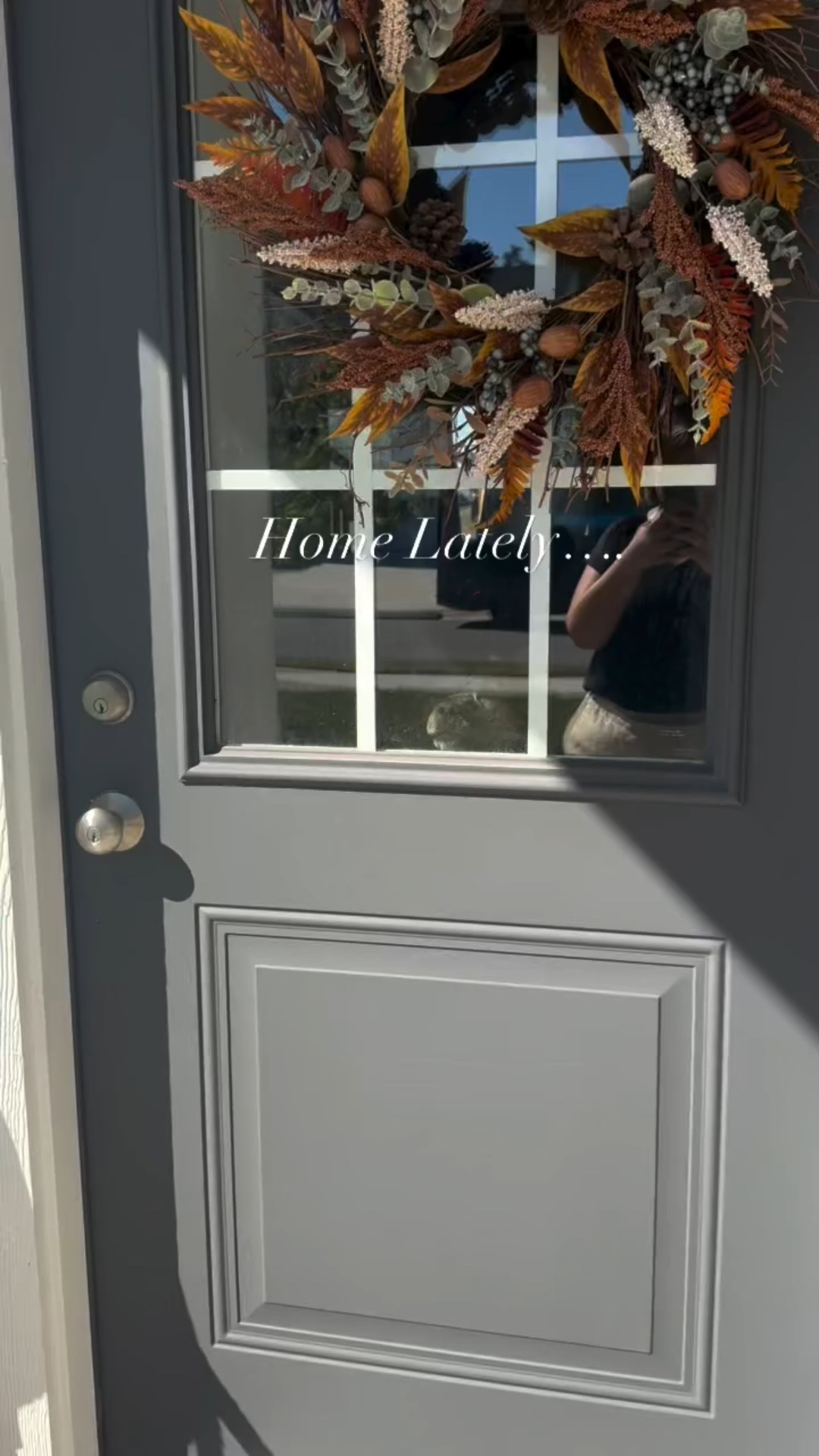 Fall decor is done and I’m officially ready for October 🍂🕯️✨
The whole home got a seasonal refresh — warm layers, neutral tones, and elevated details that make it feel extra cozy. I’m obsessed 🤍

Everything is styled and linked in my @shop.ltk store which is located in my bio so you can bring the same vibe to your space. Tap the link in bio to shop the full look 🛋️🍁

#FallHomeTour #OctoberReady #LTKhome #CozyMinimalism #LuxuryFallVibes #UnderstatedElegance #NeutralDecor #CuratedSpaces #FallInteriorStyle #LTKReels #HomeInspo #LTKFinds #imobsessed

#LTKHome #LTKHalloween #LTKSeasonal