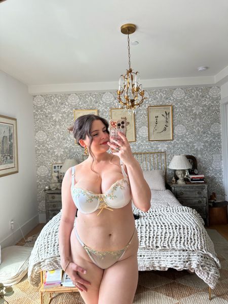 The yellow flower detailing on this white push up bra is gorgeous from adore me matching underwear is included with purchase! Wearing size 36DDD

#LTKbeauty #LTKmidsize #LTKfindsunder100