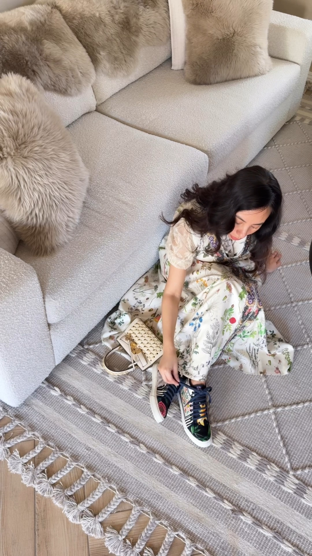Some shoes are made.
These are reimagined.

Respoke takes authentic designer scarves and transforms them into handcrafted shoes — meaning no two pairs are ever the same.

This is the Stelo Nero Hi-Top…
once a scarf, now one of a kind.

@respokeofficial #OnceWas #ad #shoeart