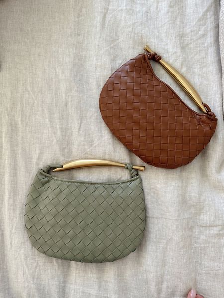 I love these woven Bottega-lookalike bags. The quality is beyond any under $100 bag I own. They’re so great! 

#LTKunder100 #LTKstyletip #LTKitbag