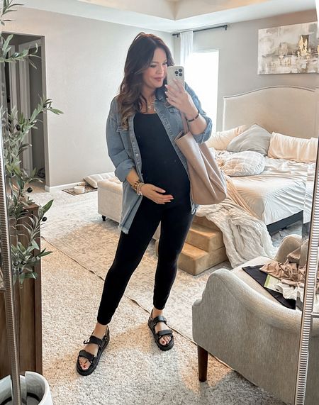 Bump friendly outfit idea // black tank, black leggings, black sandals paired with gold accessories and a nude tote bag 

#LTKU #LTKstyletip #LTKbump