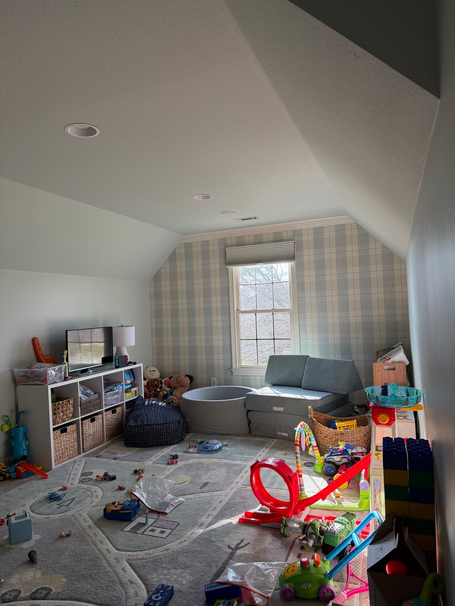Playroom  details 🤍
The wallpaper adds the perfect amount of fun without overwhelming the space, and this rug grounds everything so well. Wall color is Sea Salt and it ties it all together beautifully. Linked here 👇🏼

#LTKmomlife #LTKHome