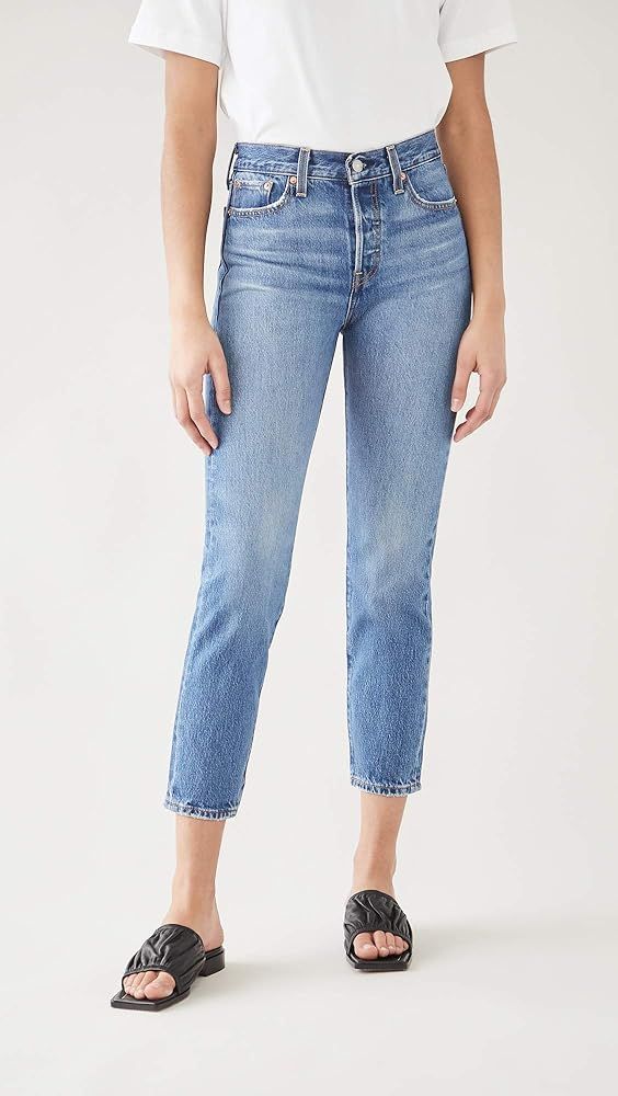 Levi's Women's Premium Wedgie Icon Fit Jeans | Amazon (US)