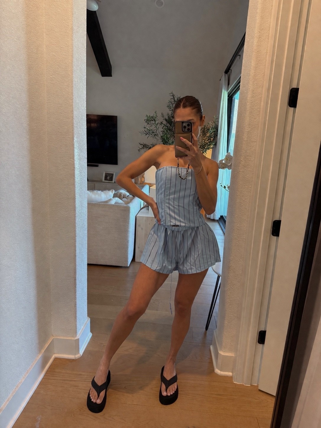 Cute little set with tie back which is great to ajust the top size to accommodate all busy sizes and bring in the waist. #set #travel #vacation #vacationoutfit #summeroutfit

#LTKTravel #LTKgrwm #LTKootd