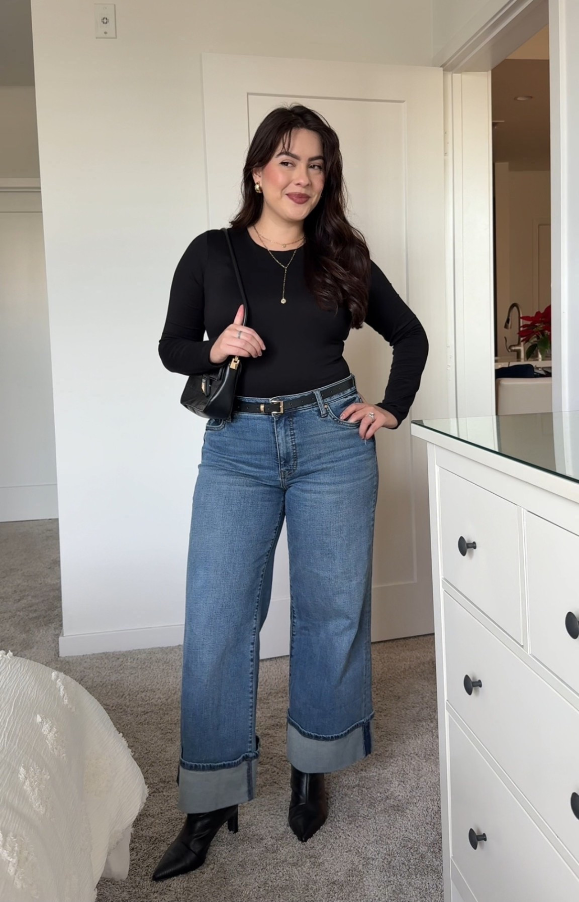 Casual chic ootd — petite approved jeans, a black bodysuit, and heeled boots 

#LTKHoliday #LTKgrwm #LTKootd