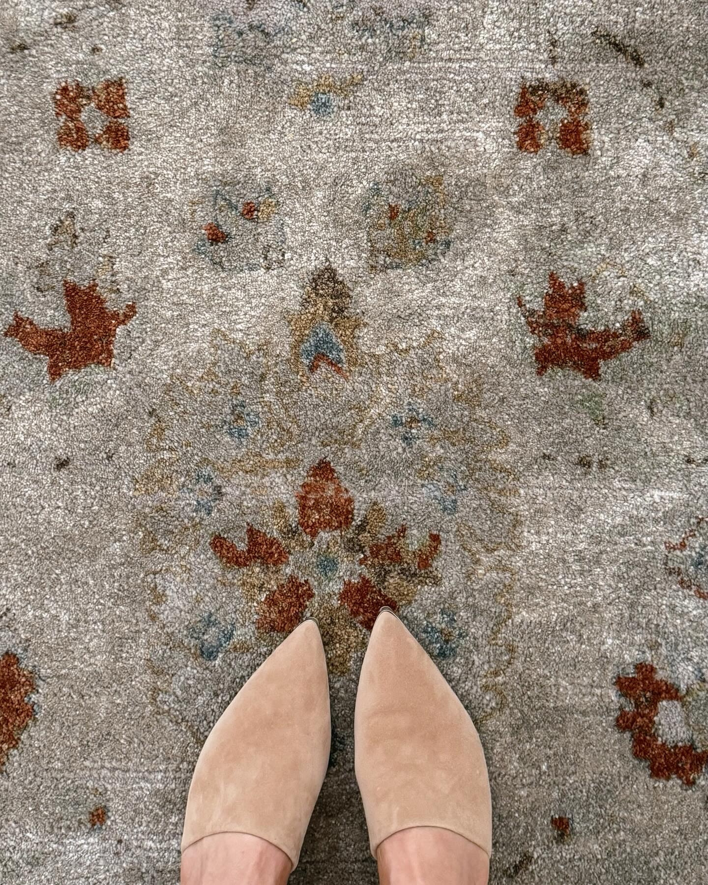 This right here!! Obsessed is an understatement, loloi & Joanna Gaines make the best rugs. Super soft and high quality! Worth the investment 100% 

Home decor, interior design, rug, neutrals, soft 

#LTKStyleTip #LTKHome #LTKShoeCrush