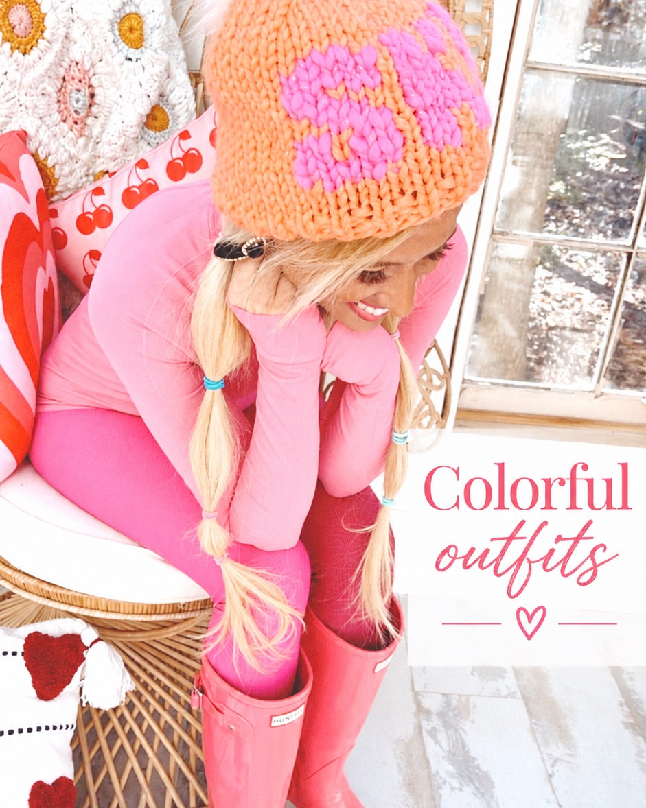 A few of my current favorites 🤍💕 From colorful outfits and cozy robes to beauty staples and the boots I keep reaching for — these are the little things I’m loving lately.

Comment “FAVORITES” and I’ll send you the links!

#LTKdayinmylife #LTKootd #LTKgrwm