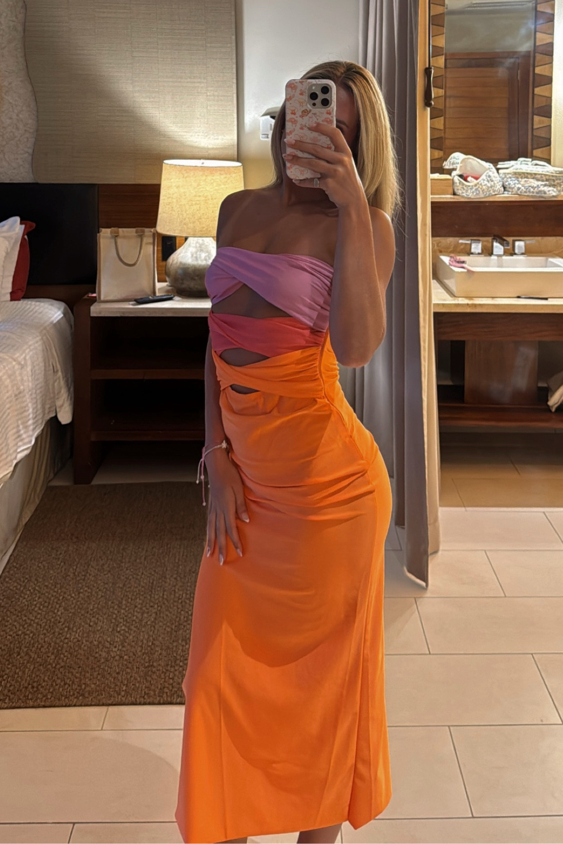 Beachy bright maxi dress 🩷

#LTKFindsUnder50 #LTKStyleTip #LTKBeauty