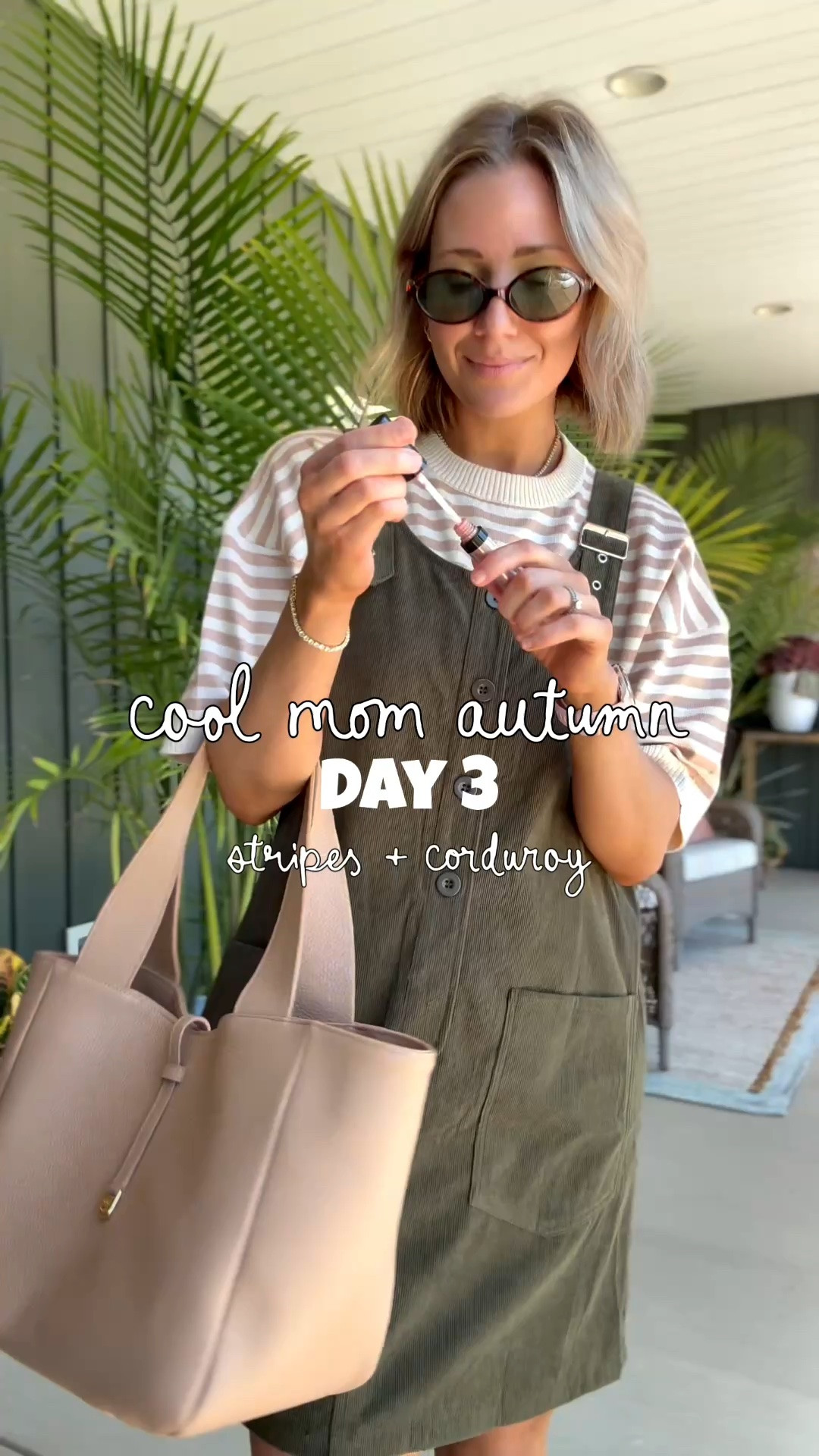 the purse is the star 🤩
@Gigi New York 

amazon finds
Outfit check
Handbag
Totes
Mom style

#LTKootd #LTKdayinmylife #LTKmomlife