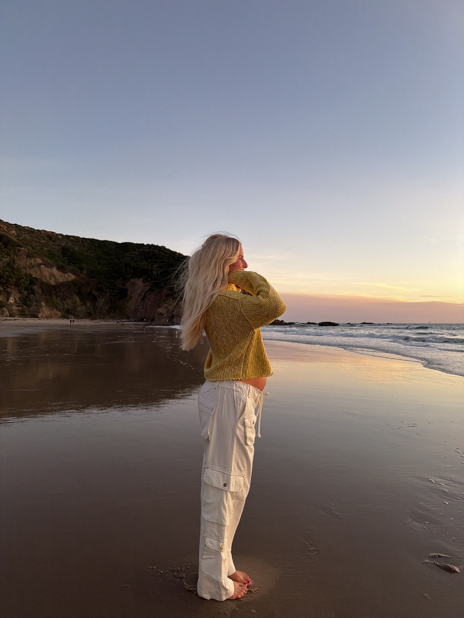 Wearing a medium in sweater (mango mint), medium in pants (sized up for pregnancy, color tofu), shoes run tts! #kathleenpost

Spring transition, errands outfit, coffee run, school drop off, school pick up, bump friendly, maternity



#LTKBump #LTKSeasonal #LTKootd