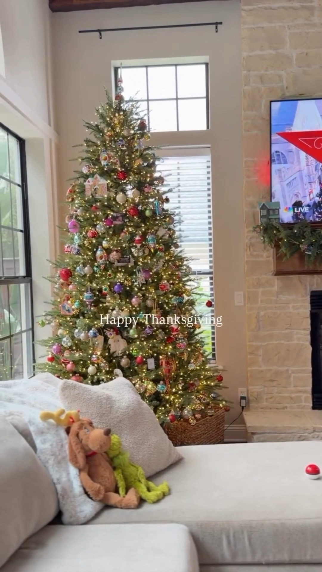 Christmas tree. Love her  

#LTKCyberWeek #LTKSeasonal #LTKHoliday