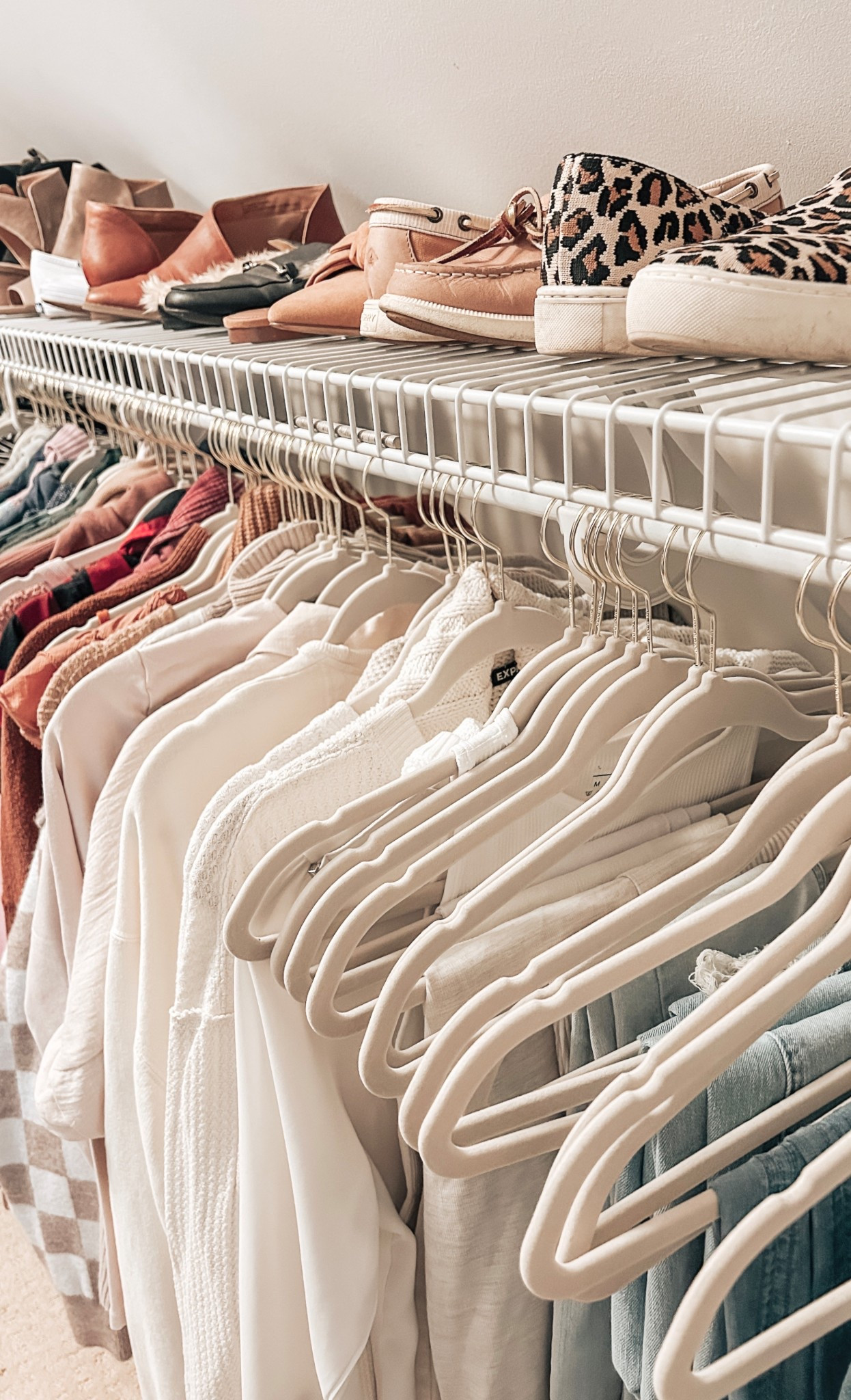The state of a girls closet is a direct correlation to the state of her life, amirite?? 😆

closet, closet organization, closet organizer, home organization, felt hangers, wire rack

#LTKHome #LTKFindsUnder50 #LTKStyleTip